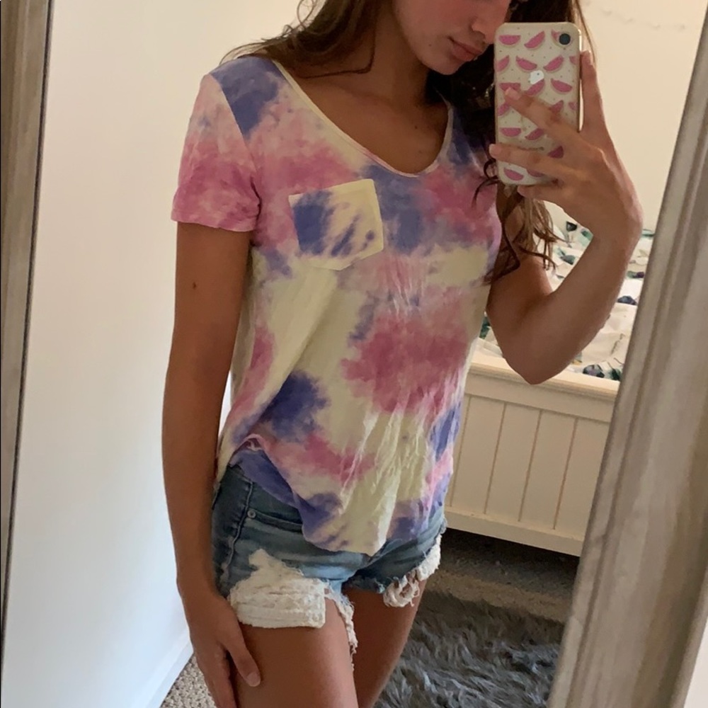 HOLLISTER T SHIRT SIZE S
